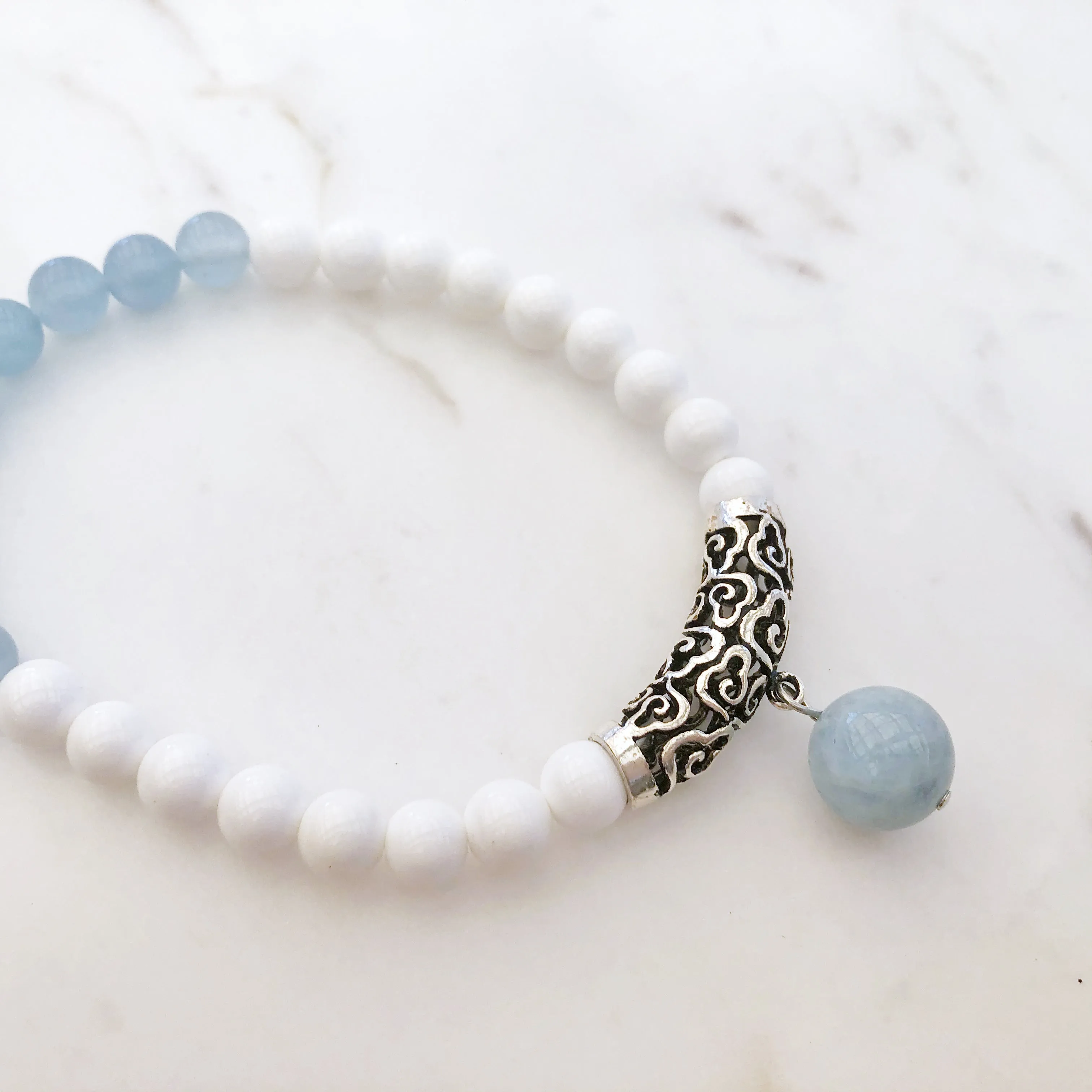 Auspicious Beaded Tridacna and Aquamarine Bracelet