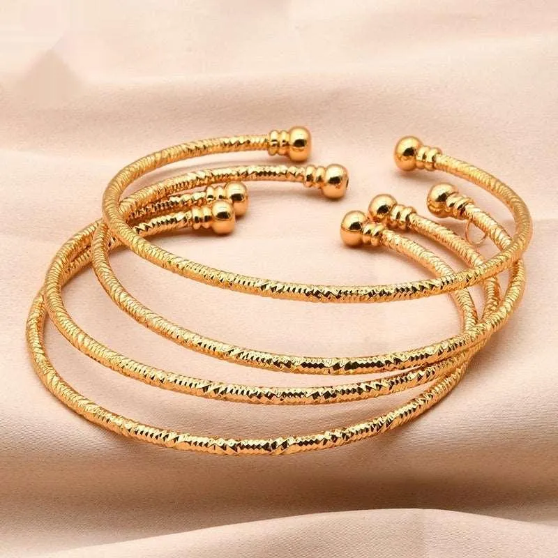 Bridal 24k Gold Plated Bracelet Ornament Women's Wedding Bell Leaf Pendant Bangle Jewelry