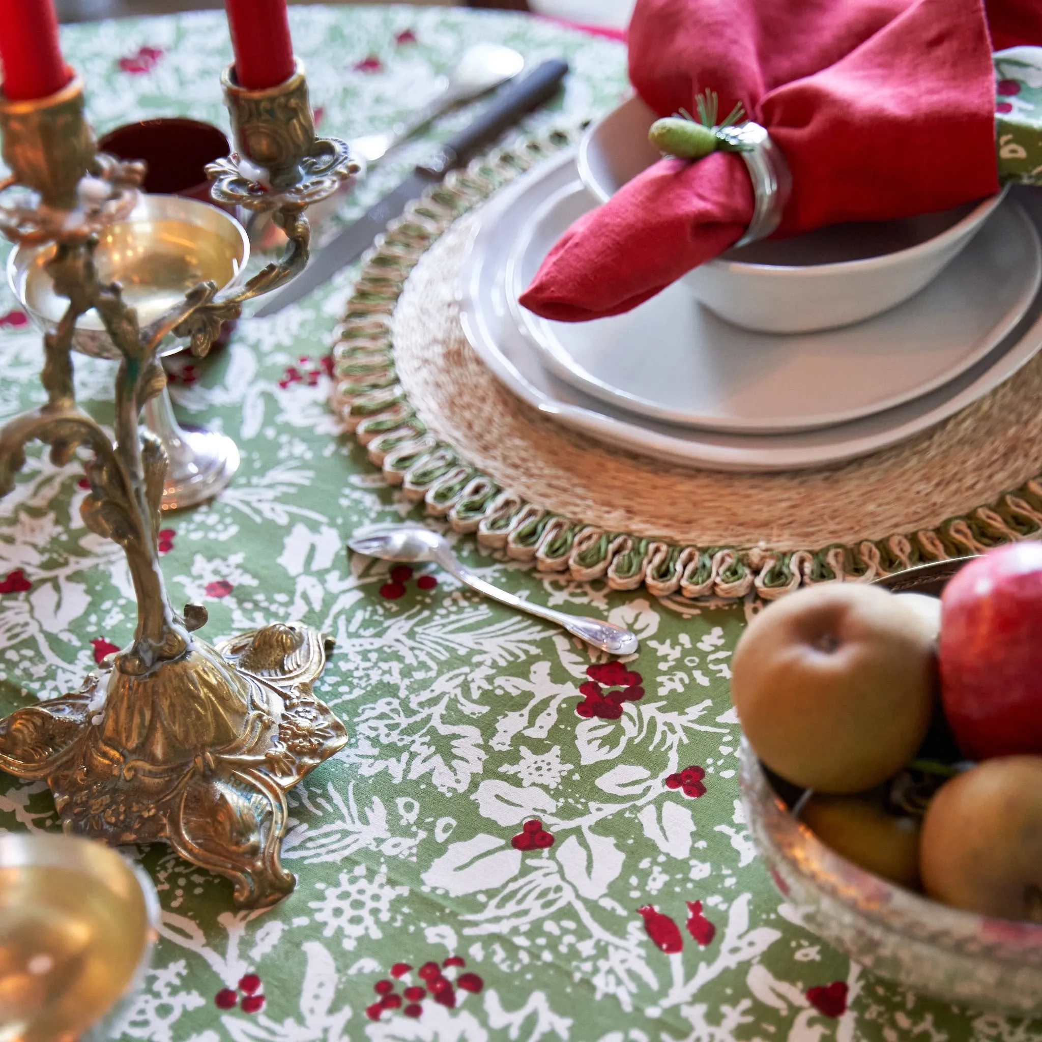 French Tablecloth Baies de Houx Red & Green