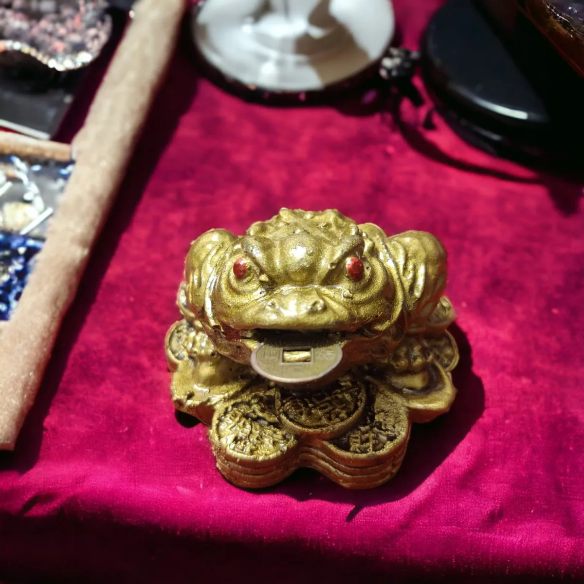 Vastu Feng Shui Three Legged Frog with Coin for Good Luck Health Wealth Prosperity