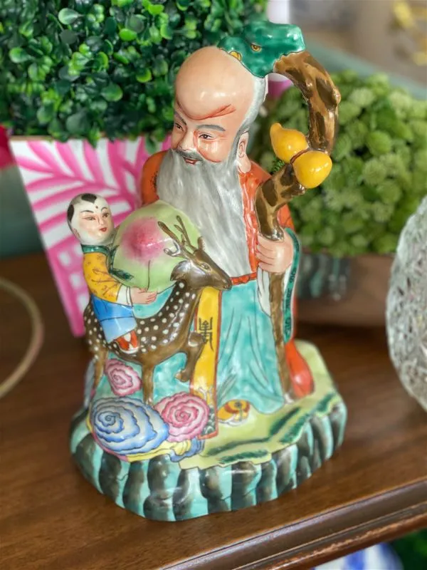 Vintage Chinoiserie figurine